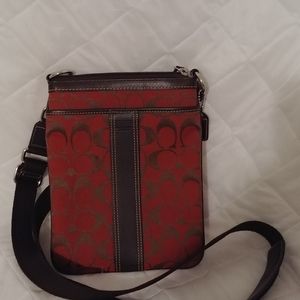 Small Coach crossbody purse